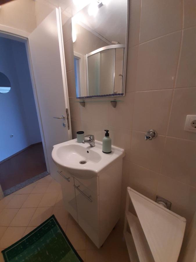 Nena 2 Appartement Sukošan Buitenkant foto