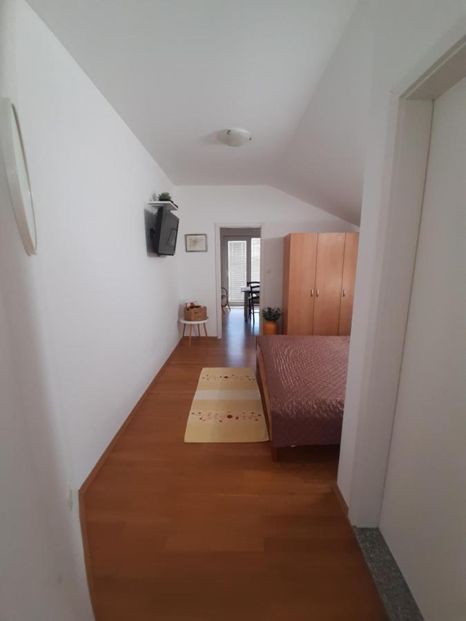 Nena 2 Appartement Sukošan Buitenkant foto