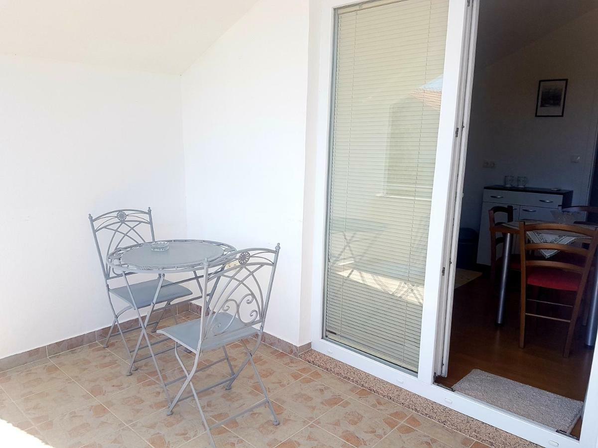 Nena 2 Appartement Sukošan Buitenkant foto